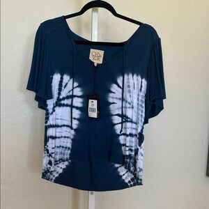NWT Chaser small Blue and White Tie-Dye Blouse